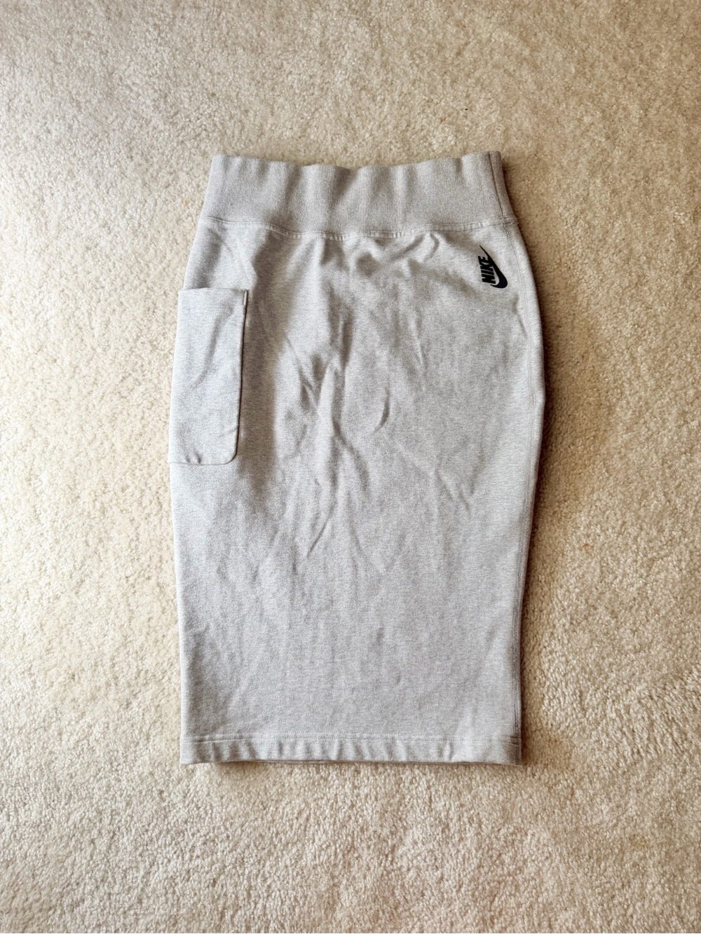 Nike Women's Essential Skirt Heather Grey NikeLab Pencil Skirt